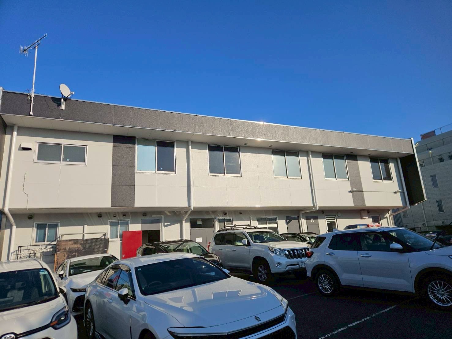 神奈川トヨタ様　外壁塗装工事